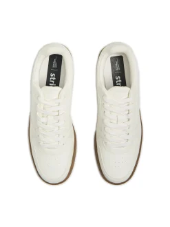 Białe sneakersy z imitacji skóry
