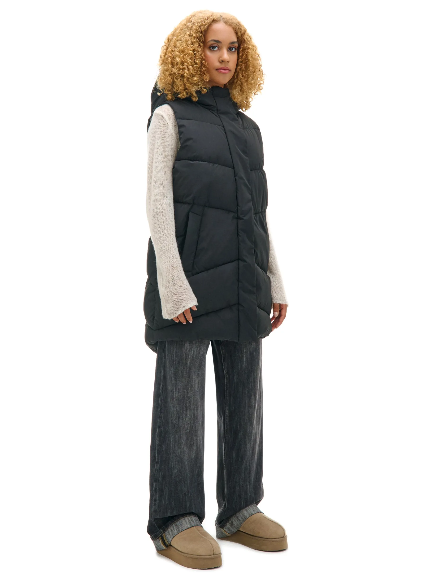Czarna kamizelka puffer z kapturem