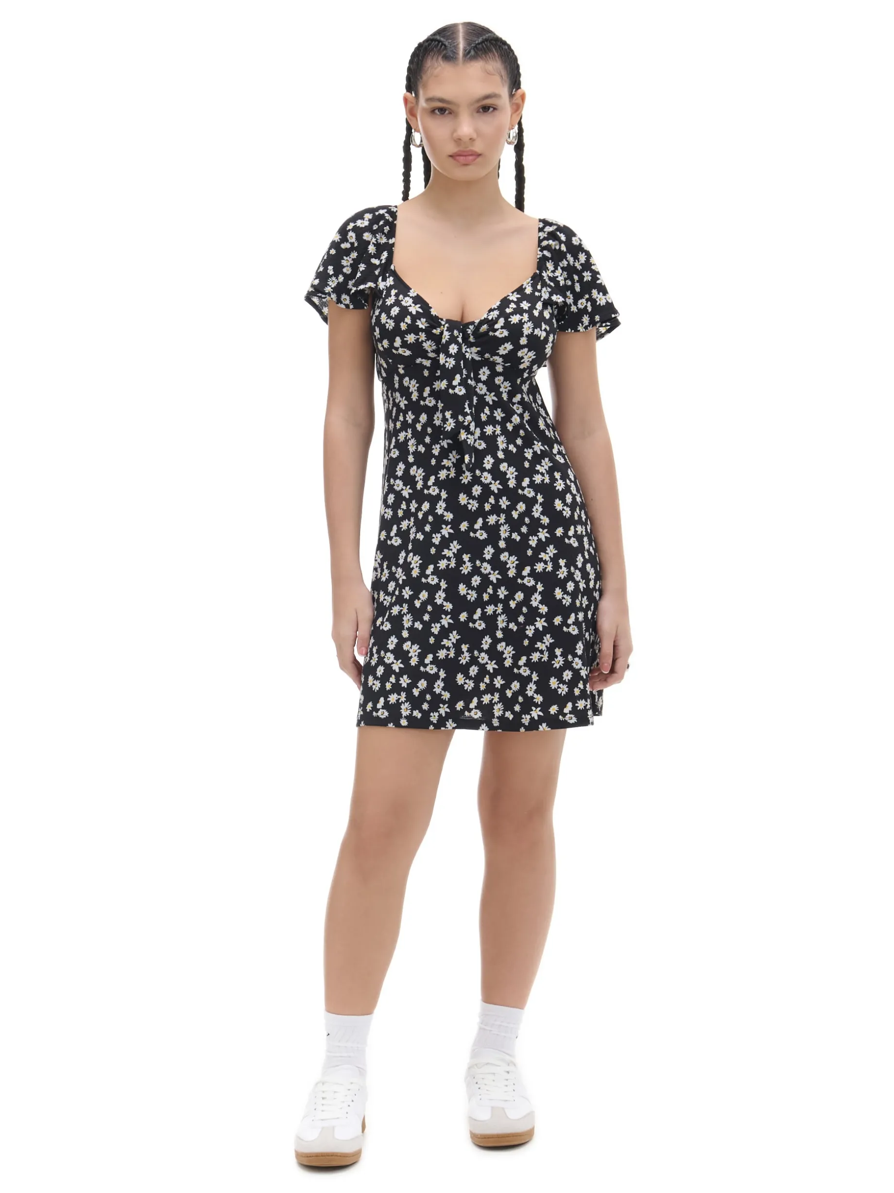 Czarna sukienka mini w stokrotki