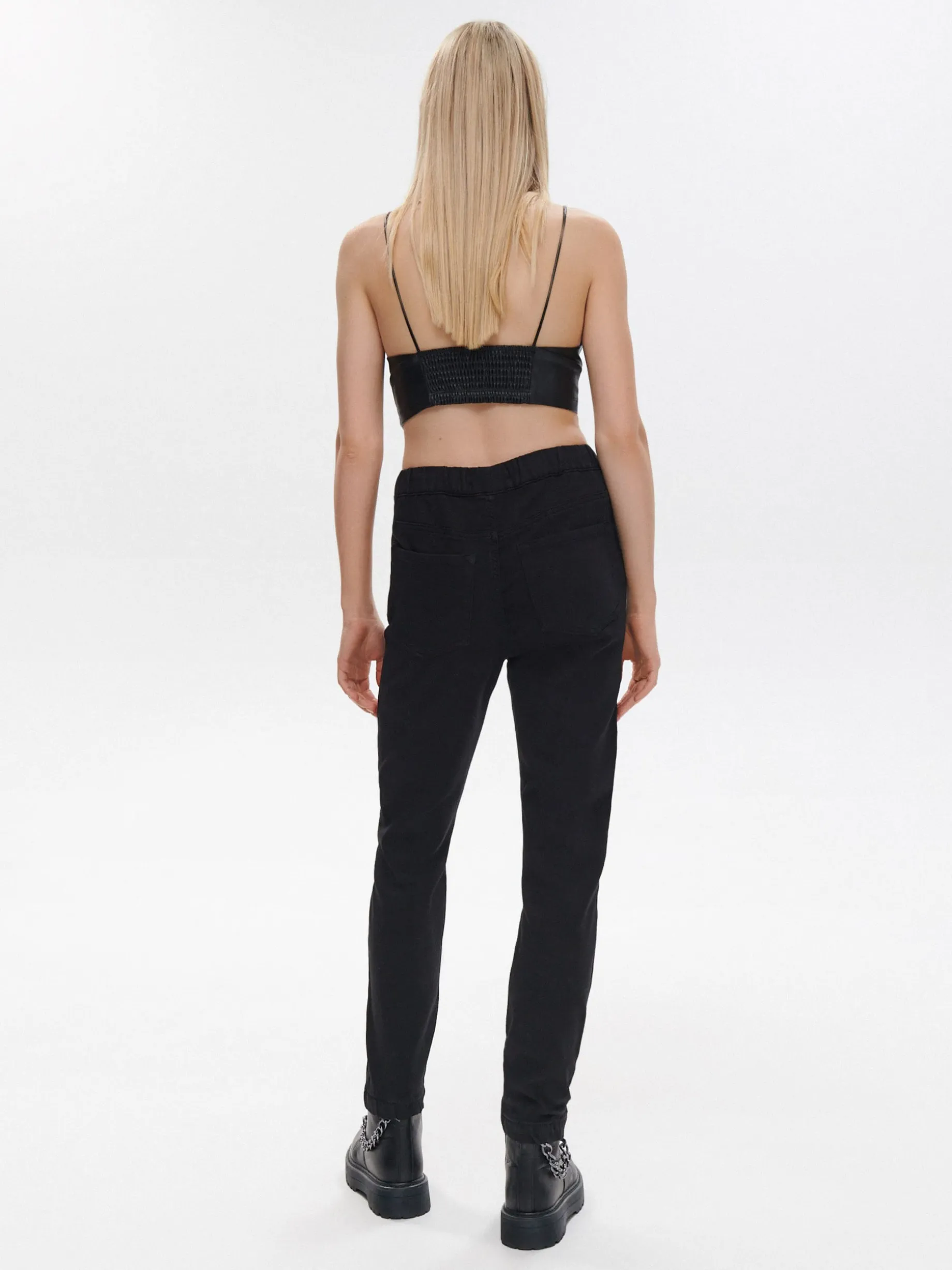 Czarne jeansowe joggery slim