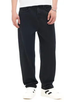 Czarne jeansy loose