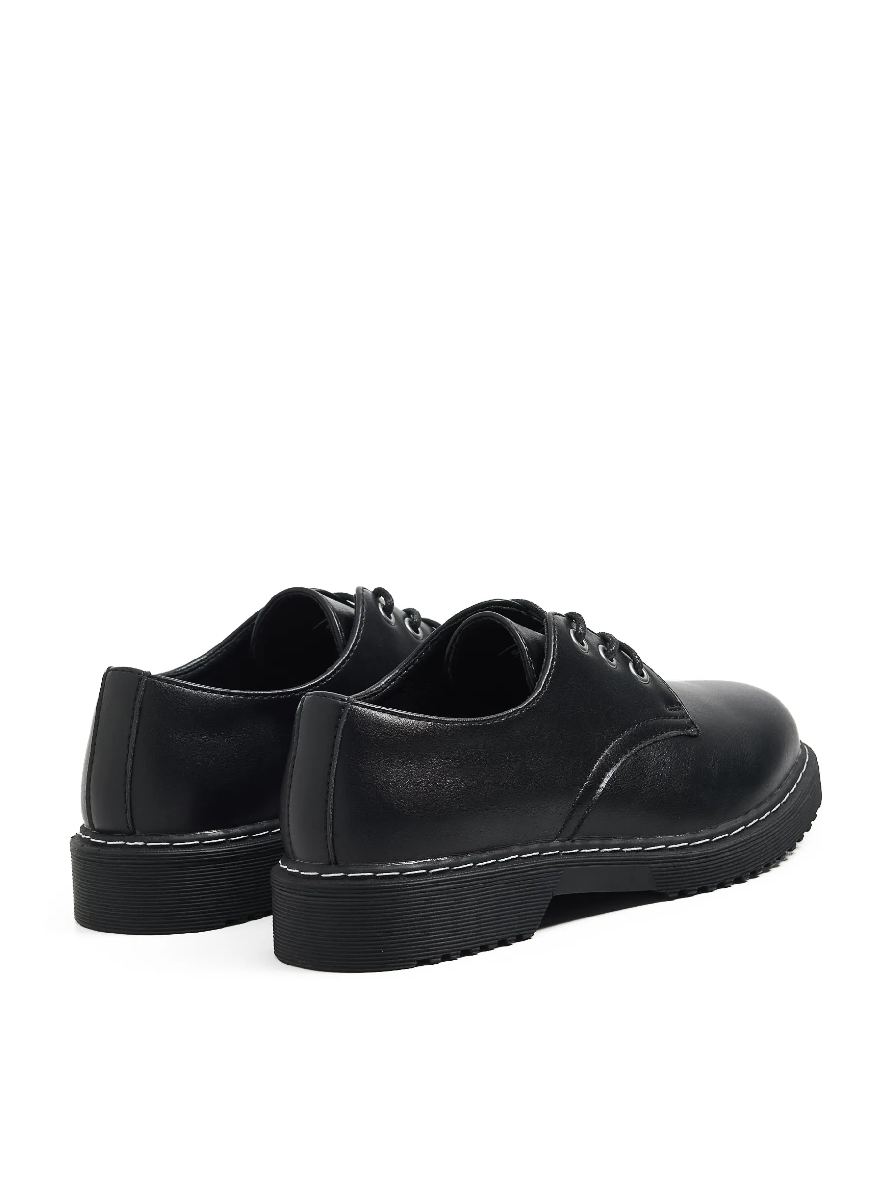 Czarne klasyczne loafersy