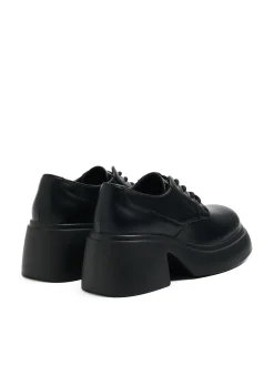 Czarne loafersy z imitacji skóry