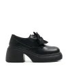 Czarne loafersy z kokardami