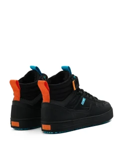 Czarne sneakersy za kostkę