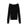 Czarny sweter typu carmen