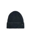 Granatowa czapka beanie z naszywką