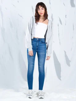Jeansy skinny z kieszeniami