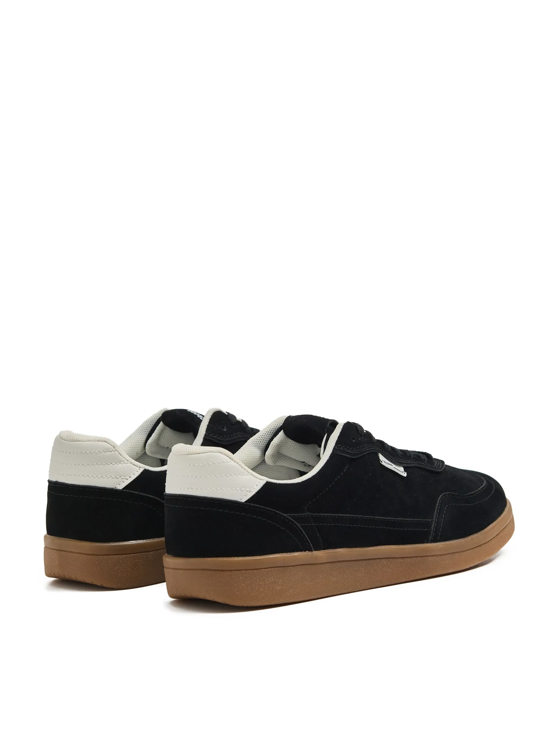 Lekkie czarne sneakersy