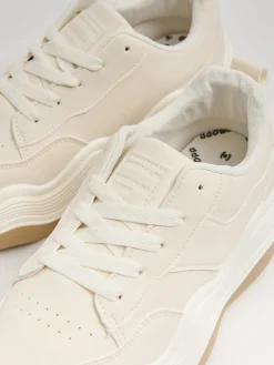 Lekkie sneakersy