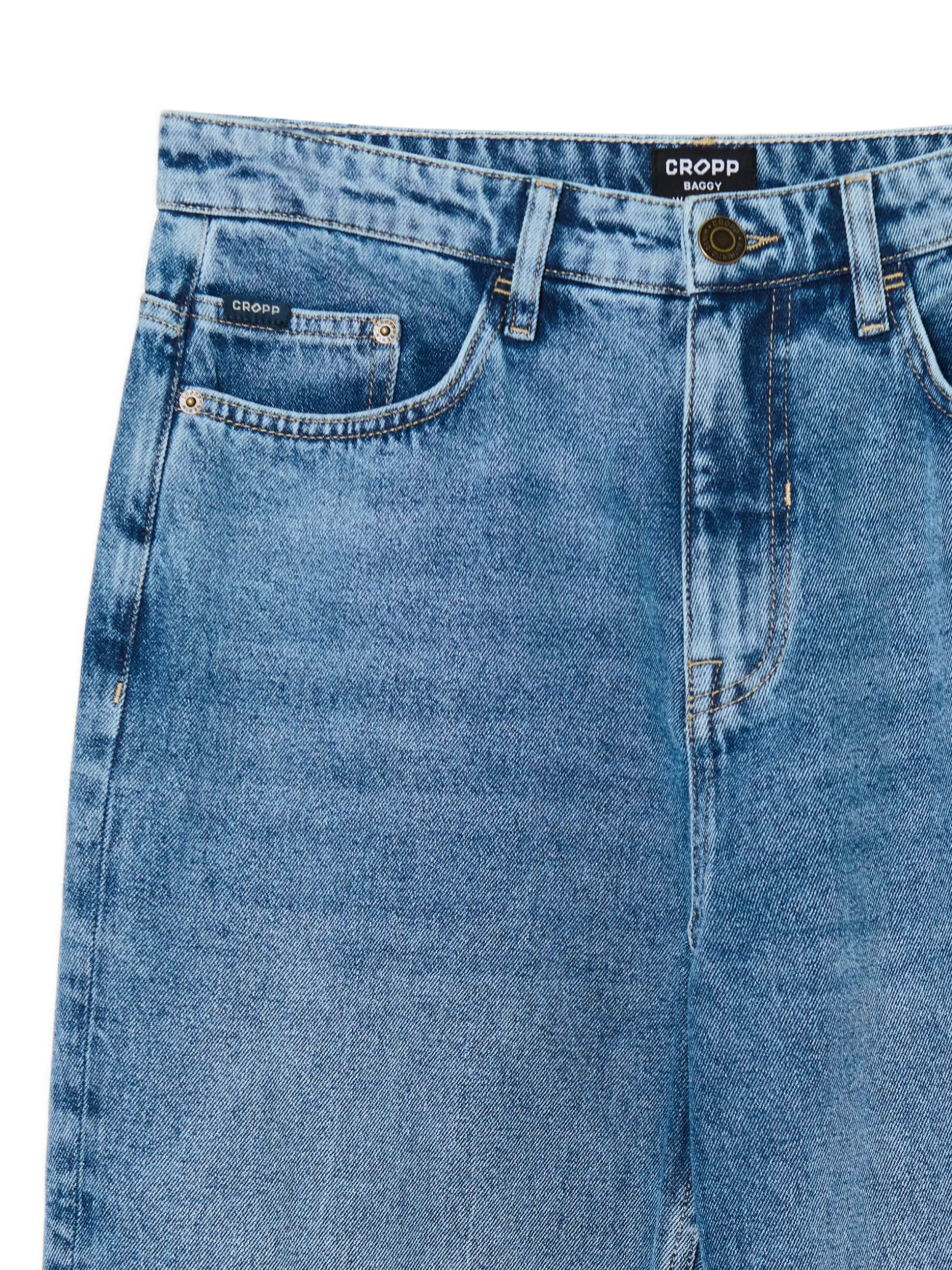 Niebieskie jeansy baggy
