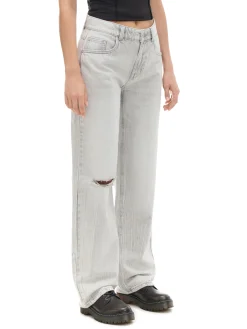 Szare jeansy straight