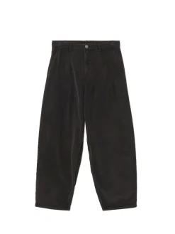 Sztruksowe szerokie spodnie chino