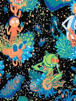 T-shirt z printem all over Rick i Morty
